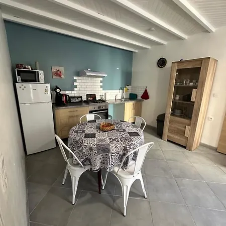 Chez Coco Et Herve Rez-de-chaussee Lägenhet